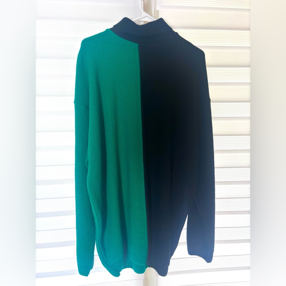 Green & Black Turtleneck Knit Sweater